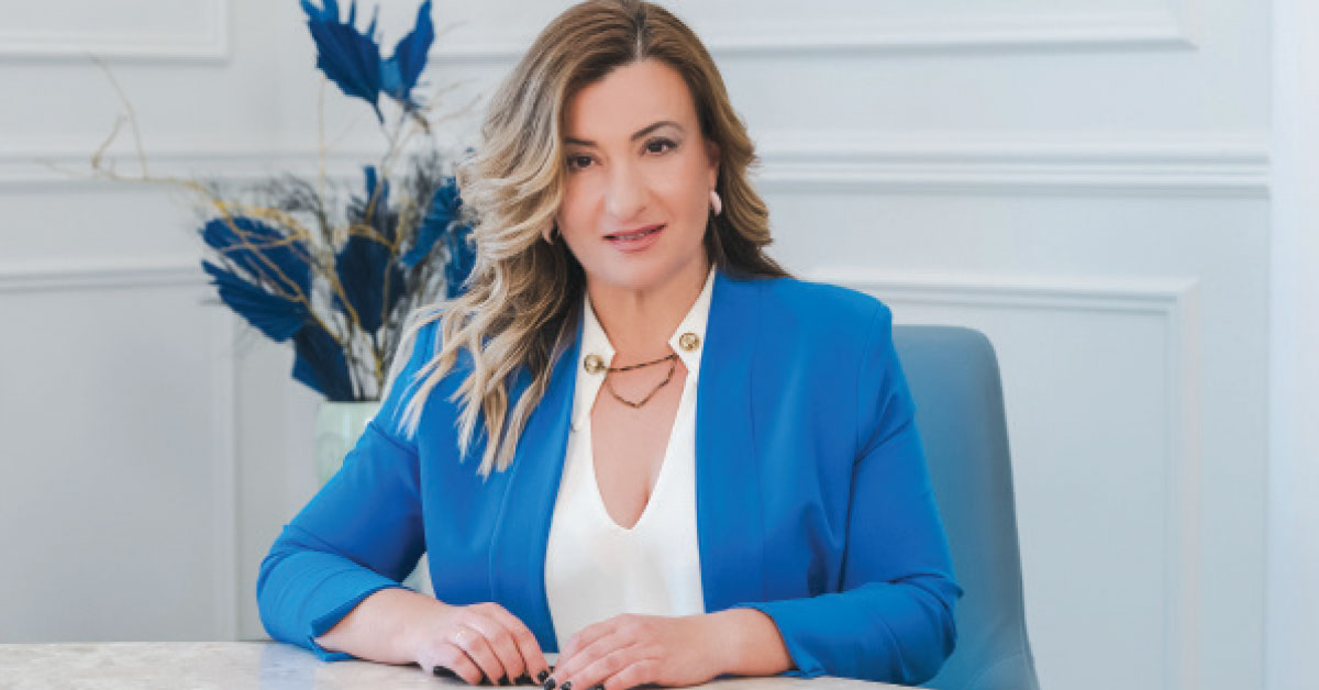 Aντιγόνη Λυμπεροπούλου : «Με συναρπάζει ο ζήλος με τον οποίο, κάποιοι άνθρωποι κυνηγούν το προσωπικό τους ρεκόρ»